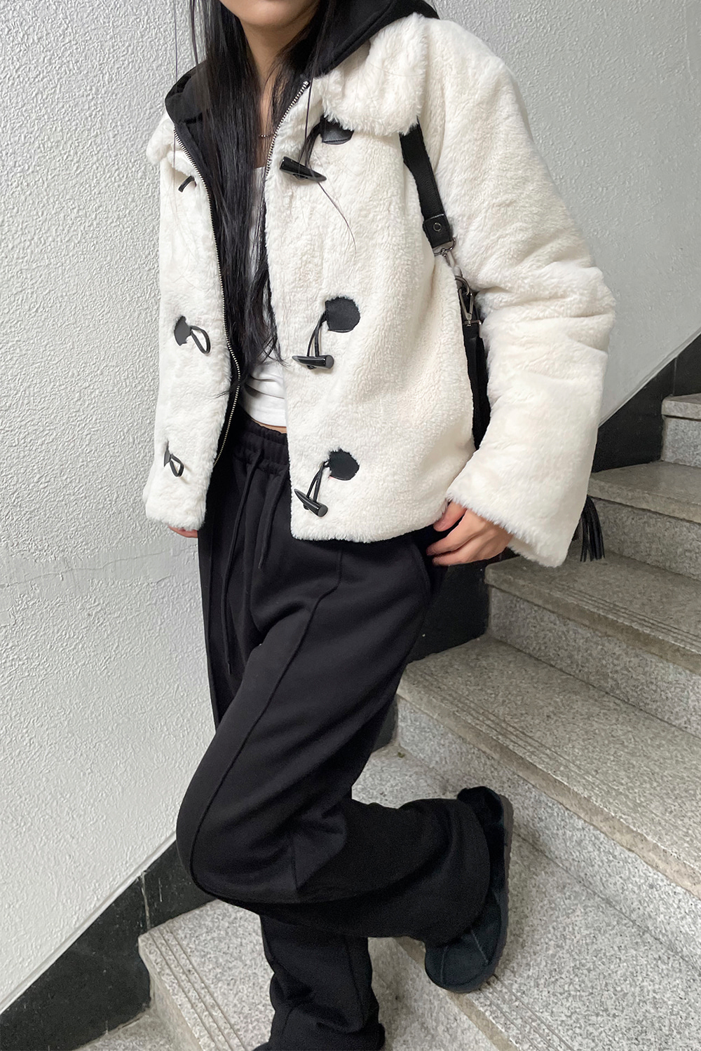 duffle mini fur jacket (white)